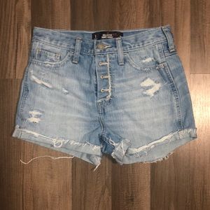 Size 1 Hollister High Rise Short Short